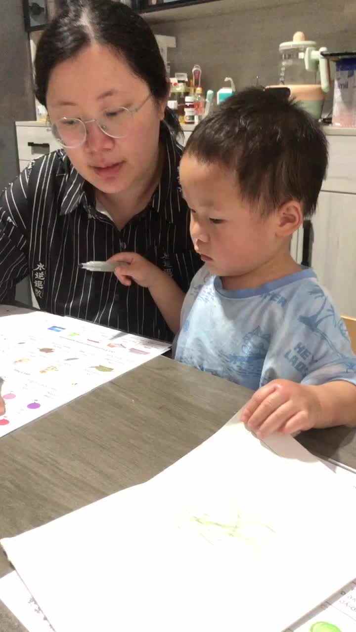 20240712实验小班刘雍洛跟读