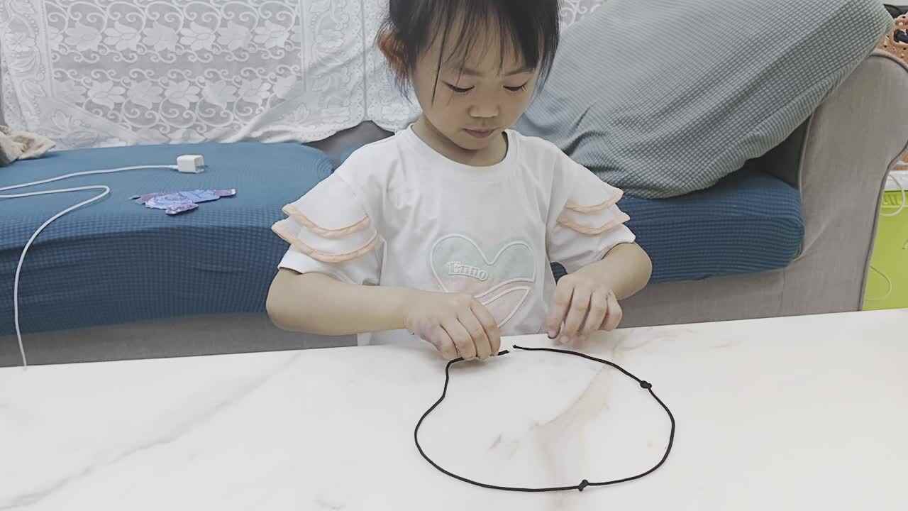 中B班谭诗锜练习绳子打结