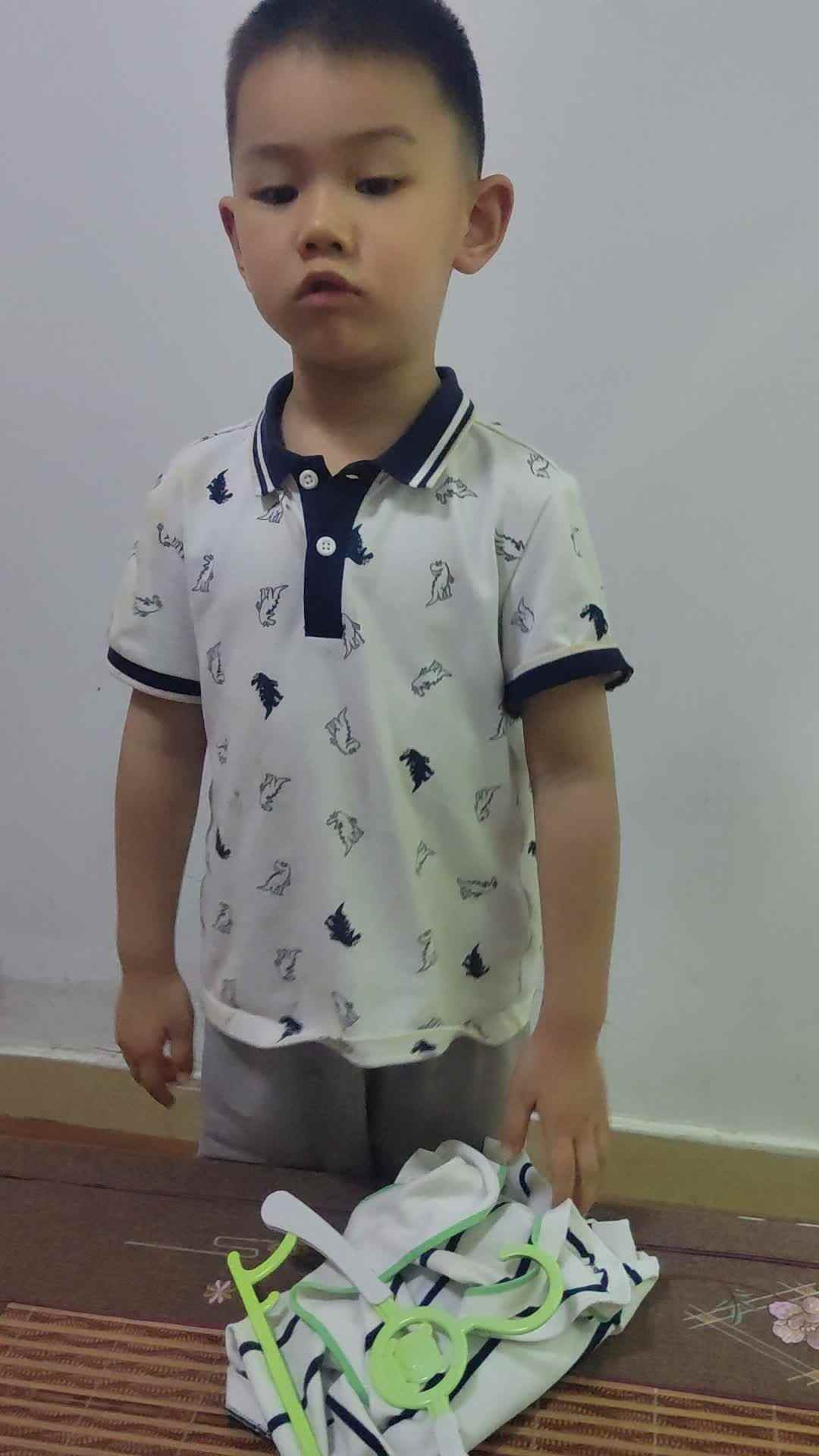 中B班李锦城20240729晾衣服练习