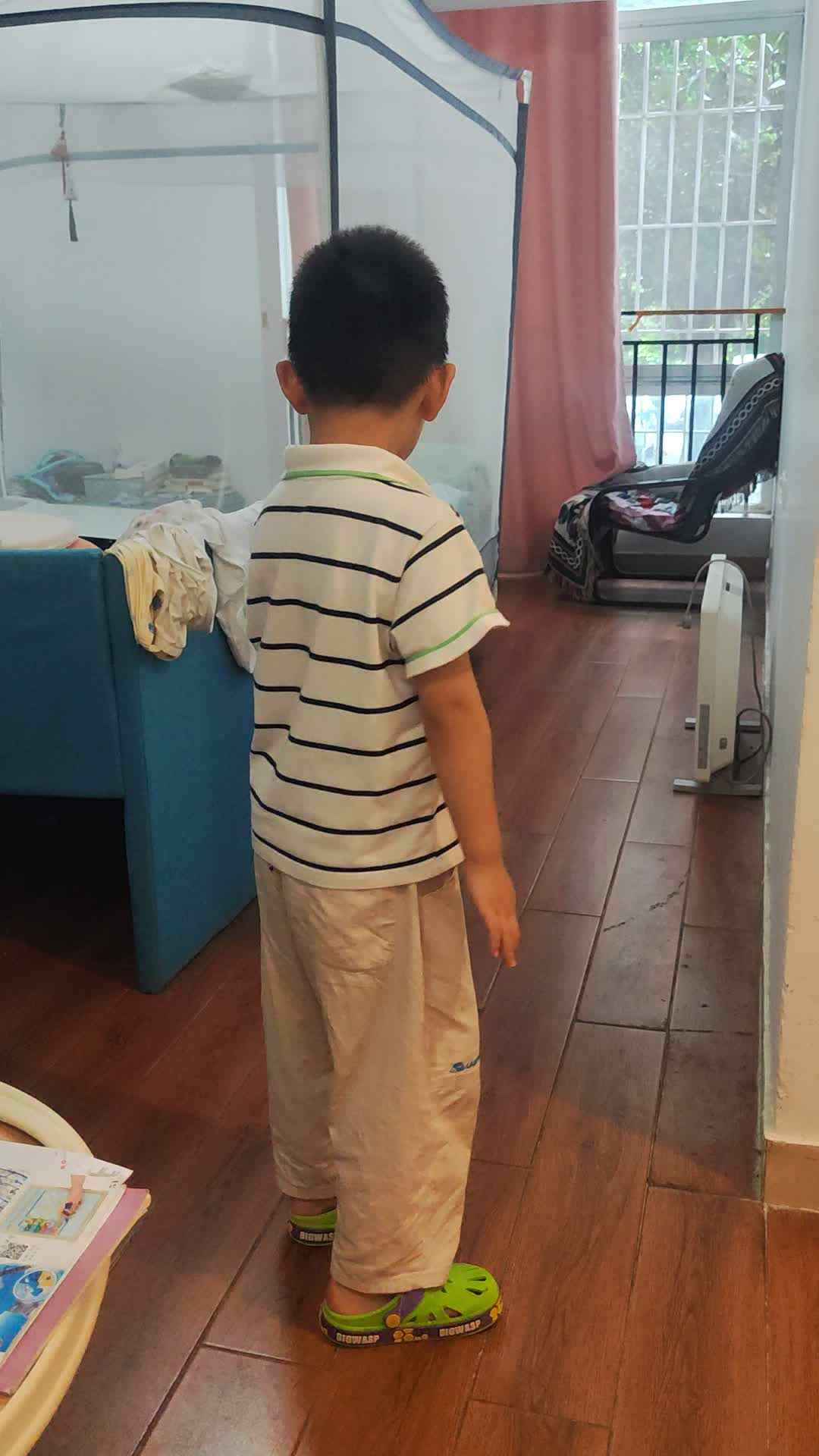 中B班李锦城20240714练习双脚跳