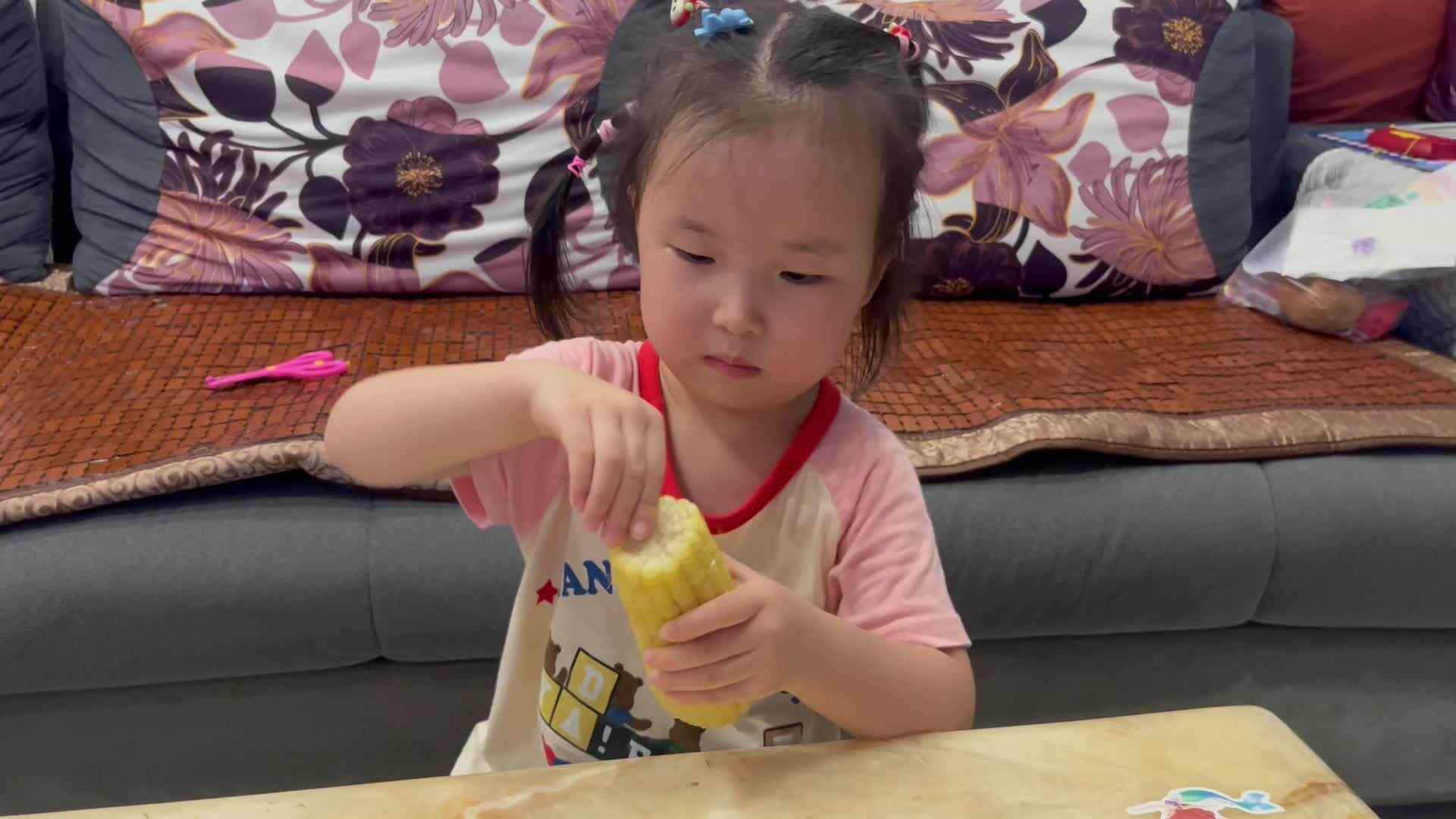 7.11剥玉米