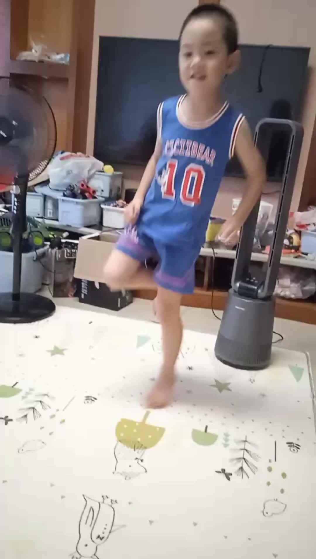 petal_20240716_232923.mp4