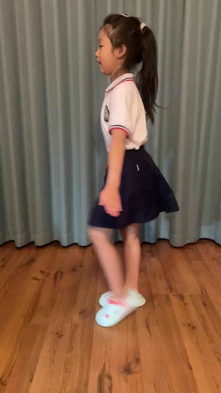 胯下击掌.MOV