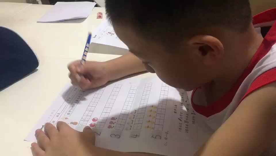 20240923学A班郭睿珩-书写数字1至5.mp4