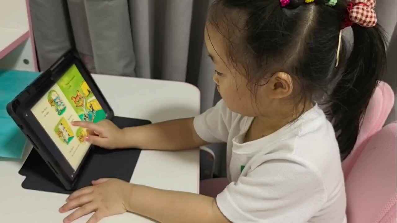 中A班2024.9.23艾琰茹— Pete The Cat's Trip