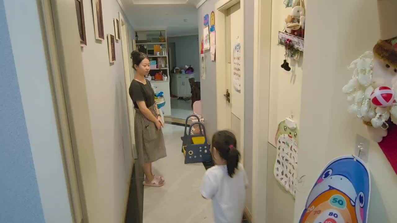 大B班 徐子伊 练习《你好，再见》