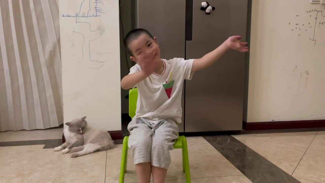 2024.9.18-大A班胡焌一《你好，再见》