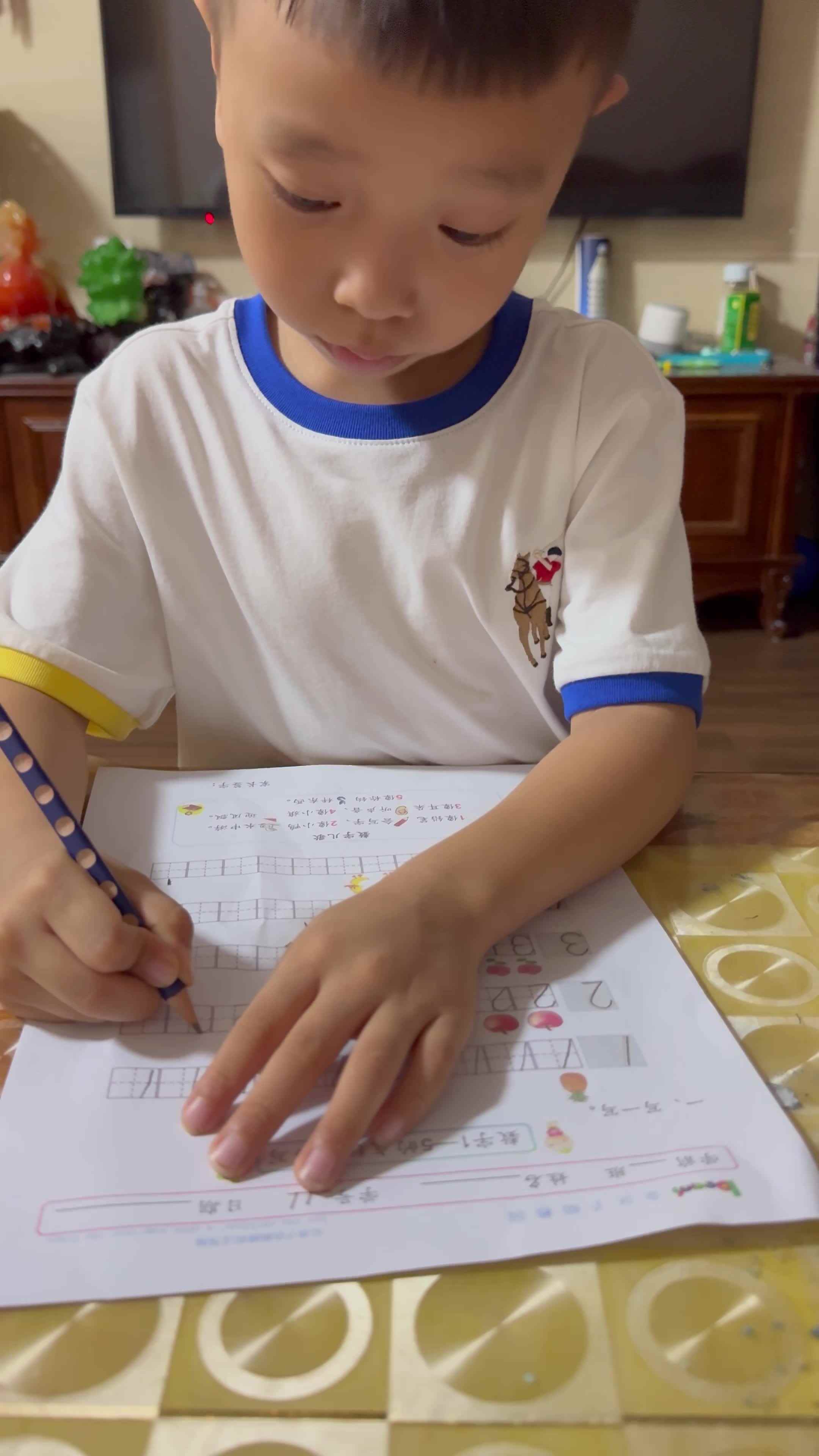 ⁣2024-9-23学前B班王崇焱完成数学闯关游戏单