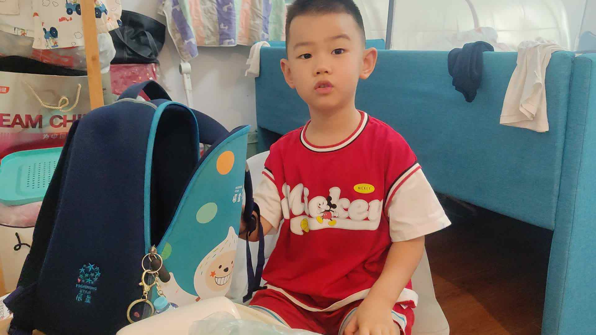 20240919大B班李锦城整理书包