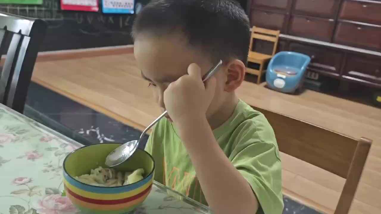 ⁣⁣中A班2024.9.19李柯佑吃饭训练.mp4