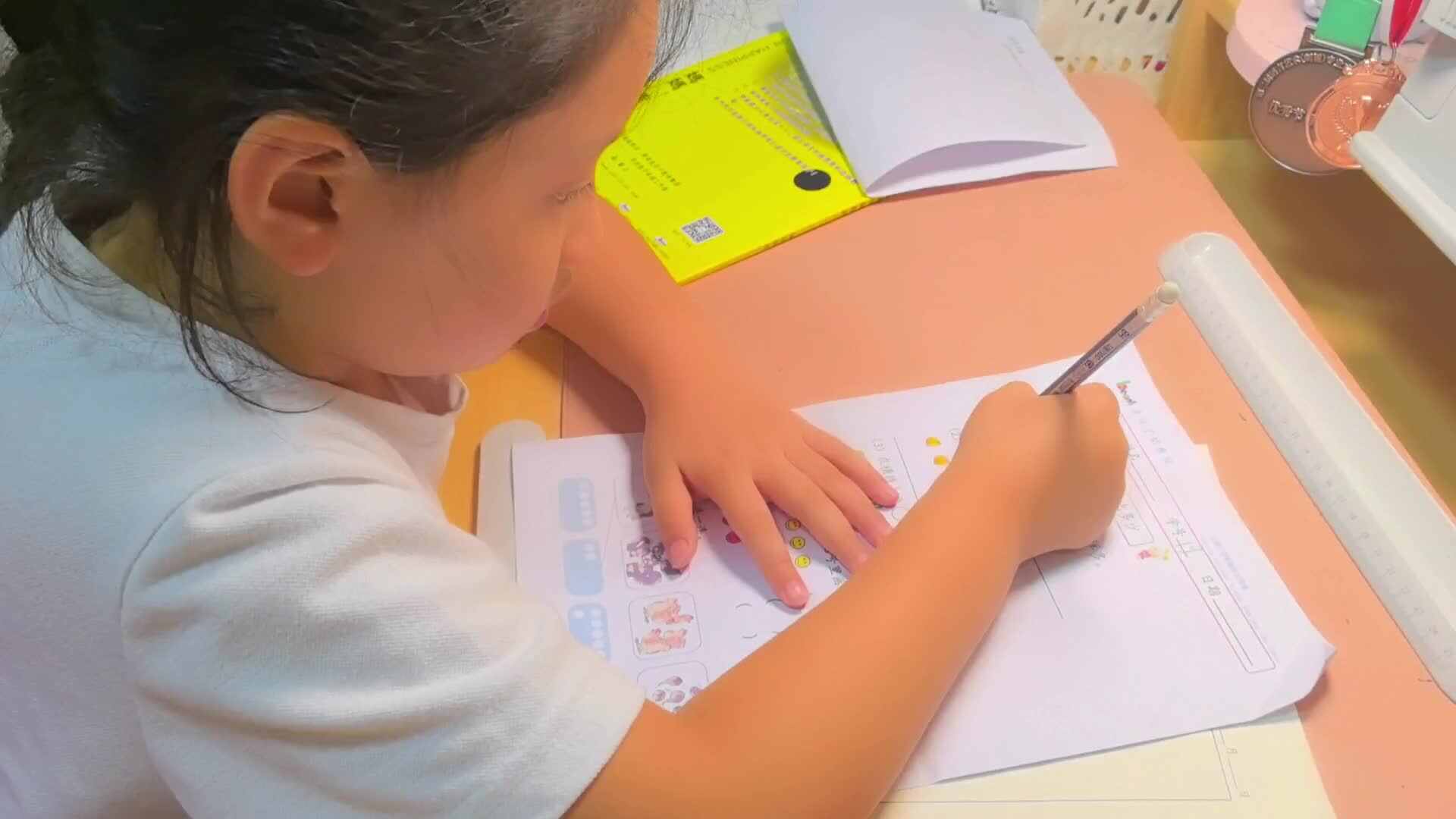 学B班蒋佳欣9月29日亲子活动.mp4