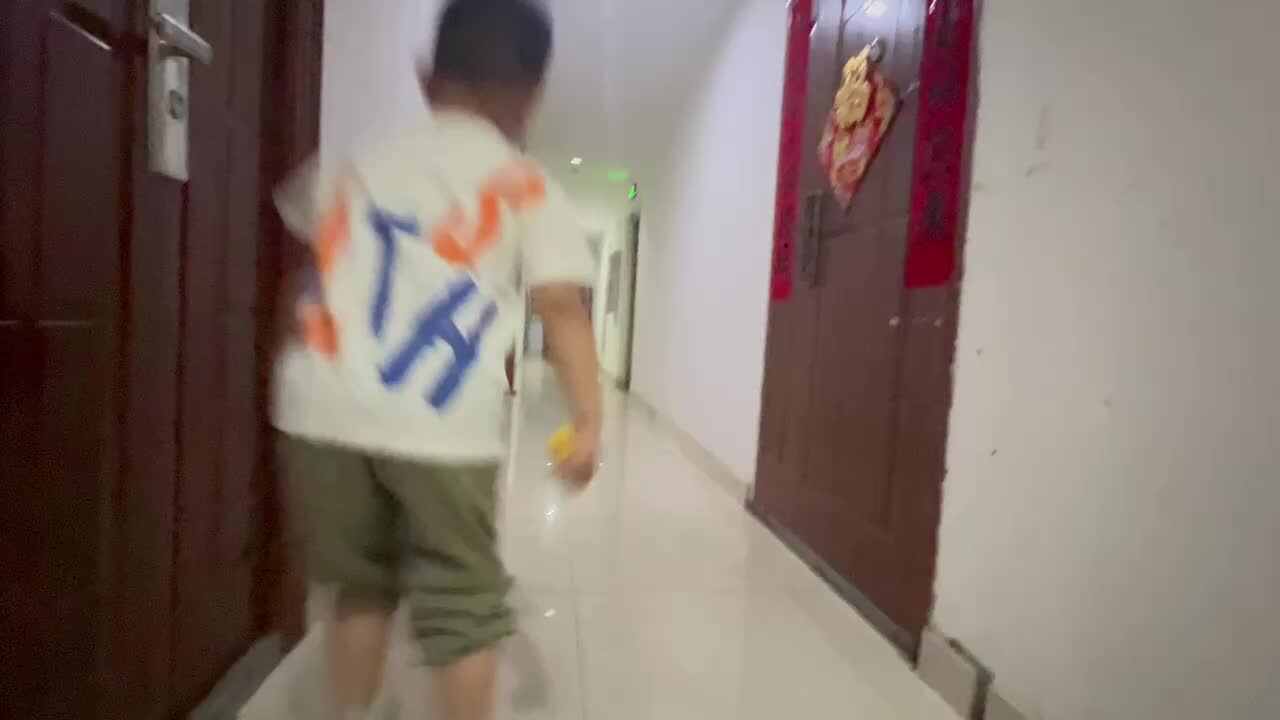 9.24大b 田熙辰（双脚连续跳练习）trim.091E2BE5-741A-43C6-AE7C-7130EA86F138.MOV