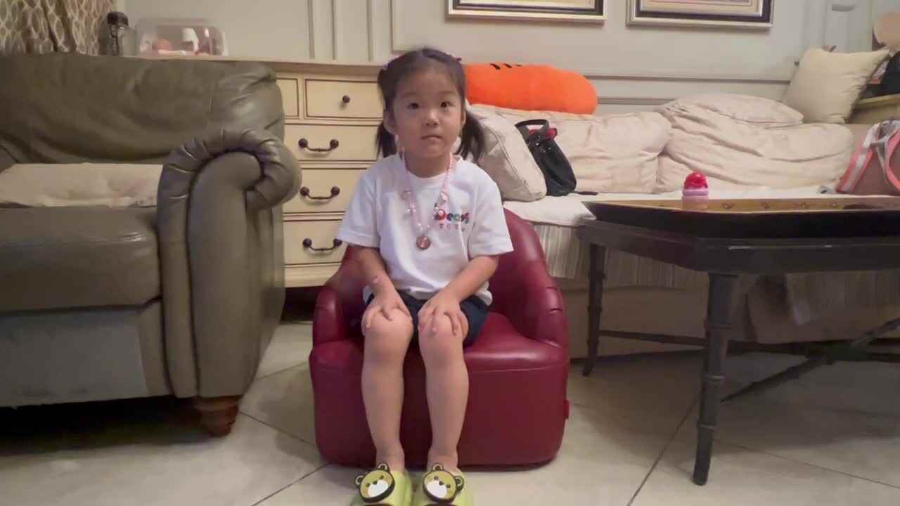 中A班张忻宜坐姿.MOV