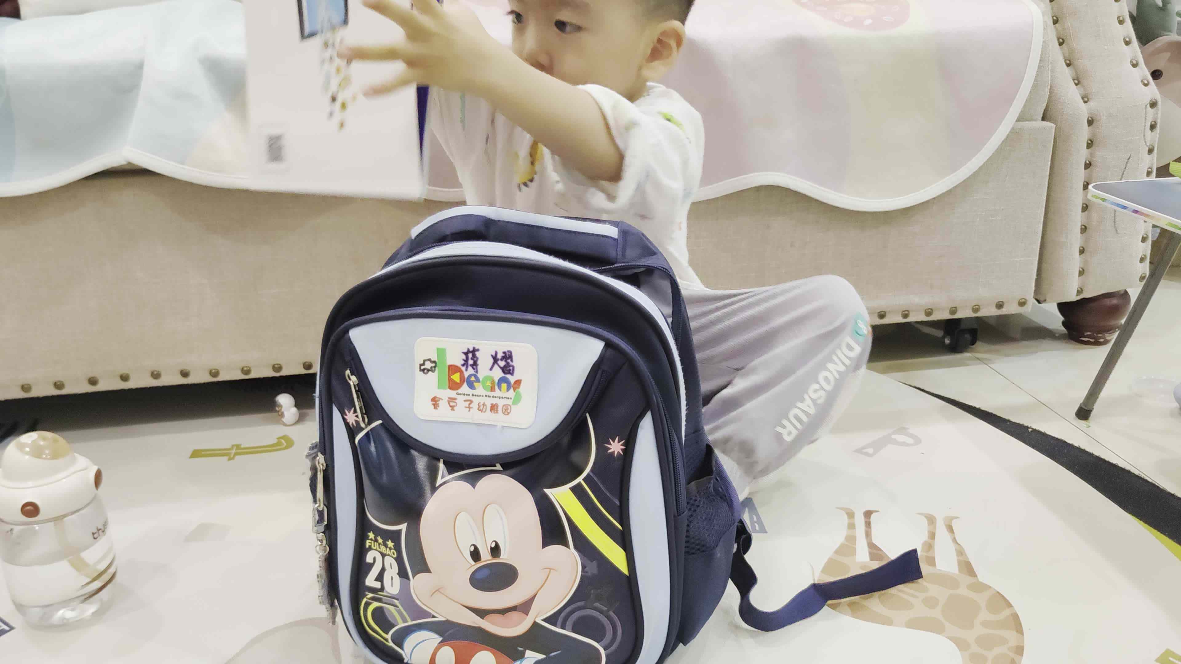 中A班蒋熠_2024.9.22_整理书包mp4