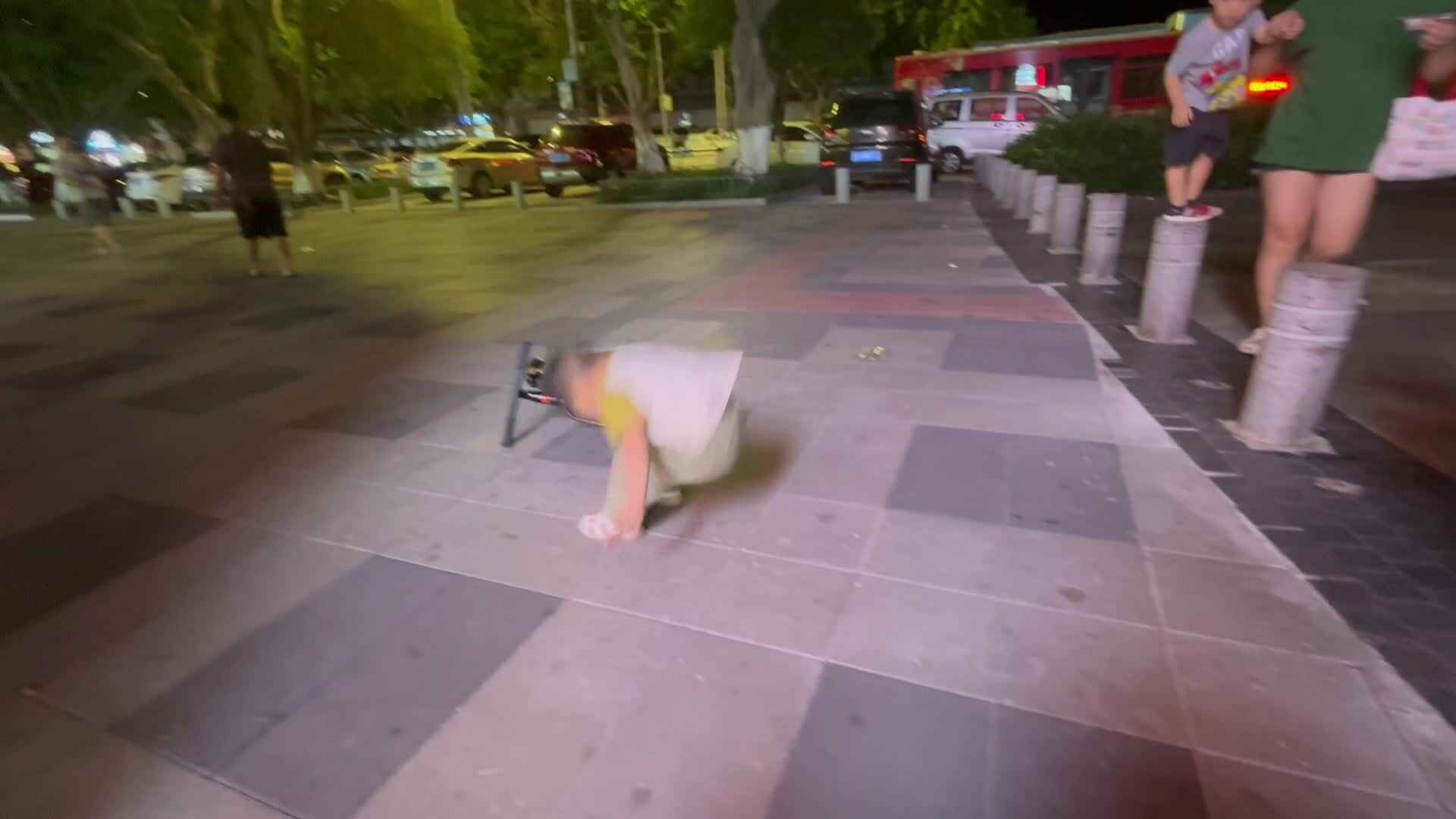 2024-9-23中A班刘奕宸练习双脚跳