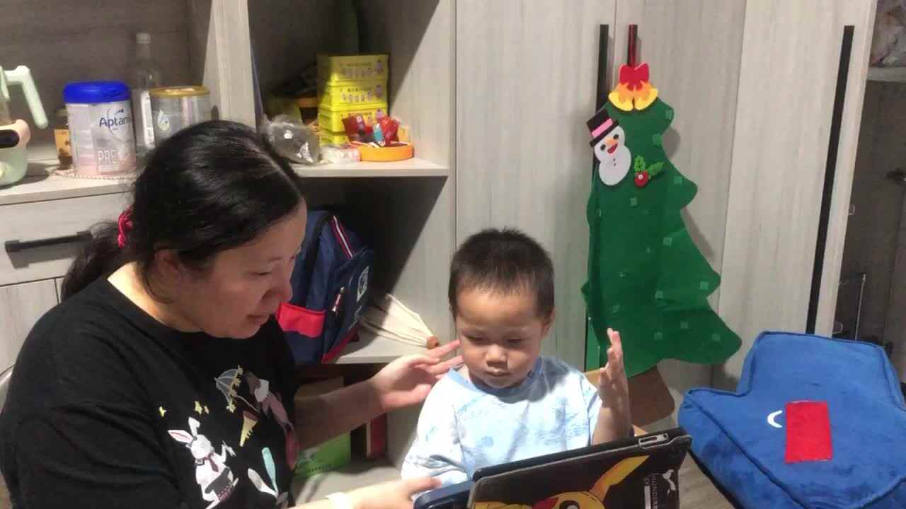 20240921实验小班刘雍洛生活