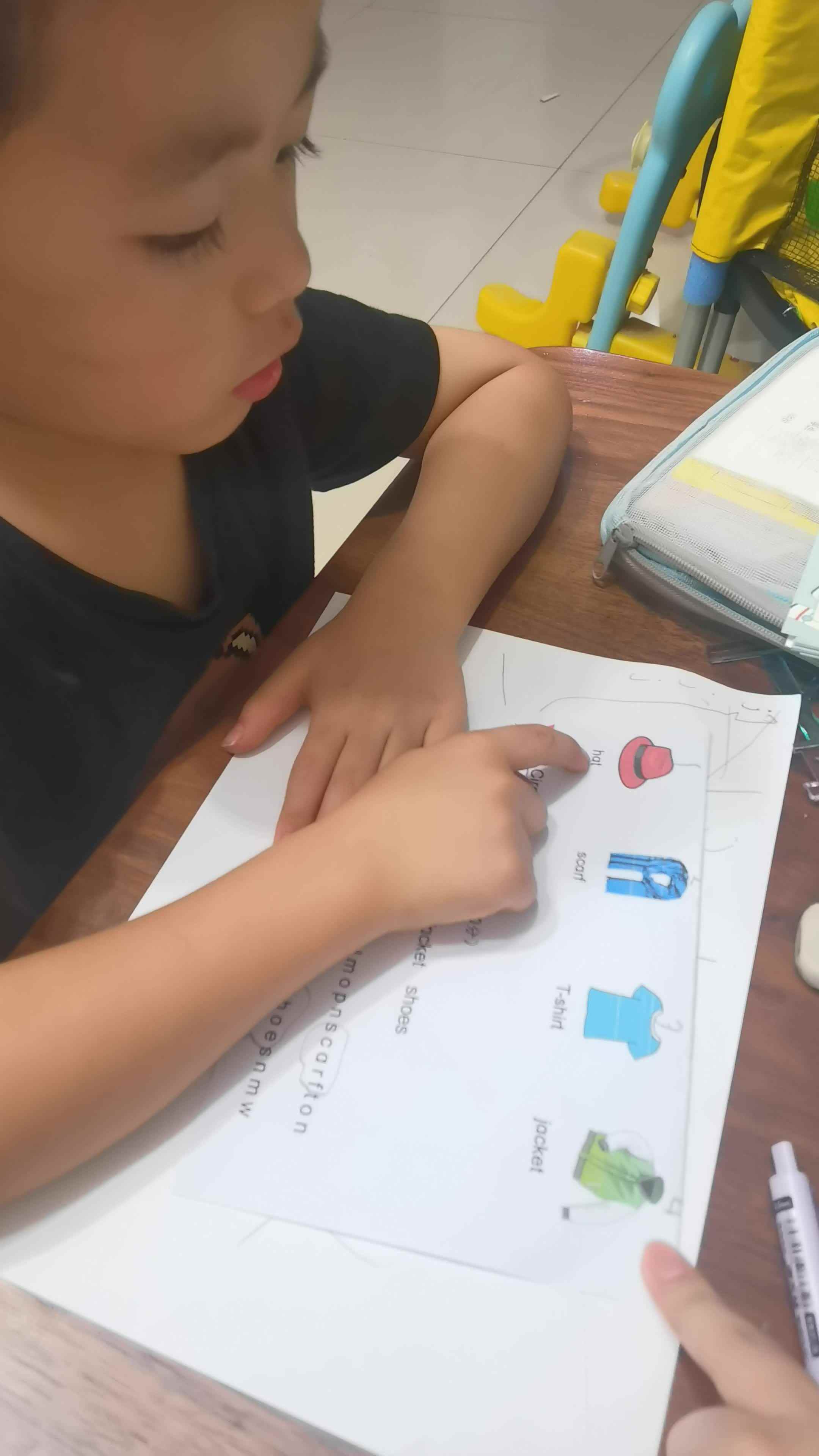 VID_20241016_205243.mp4