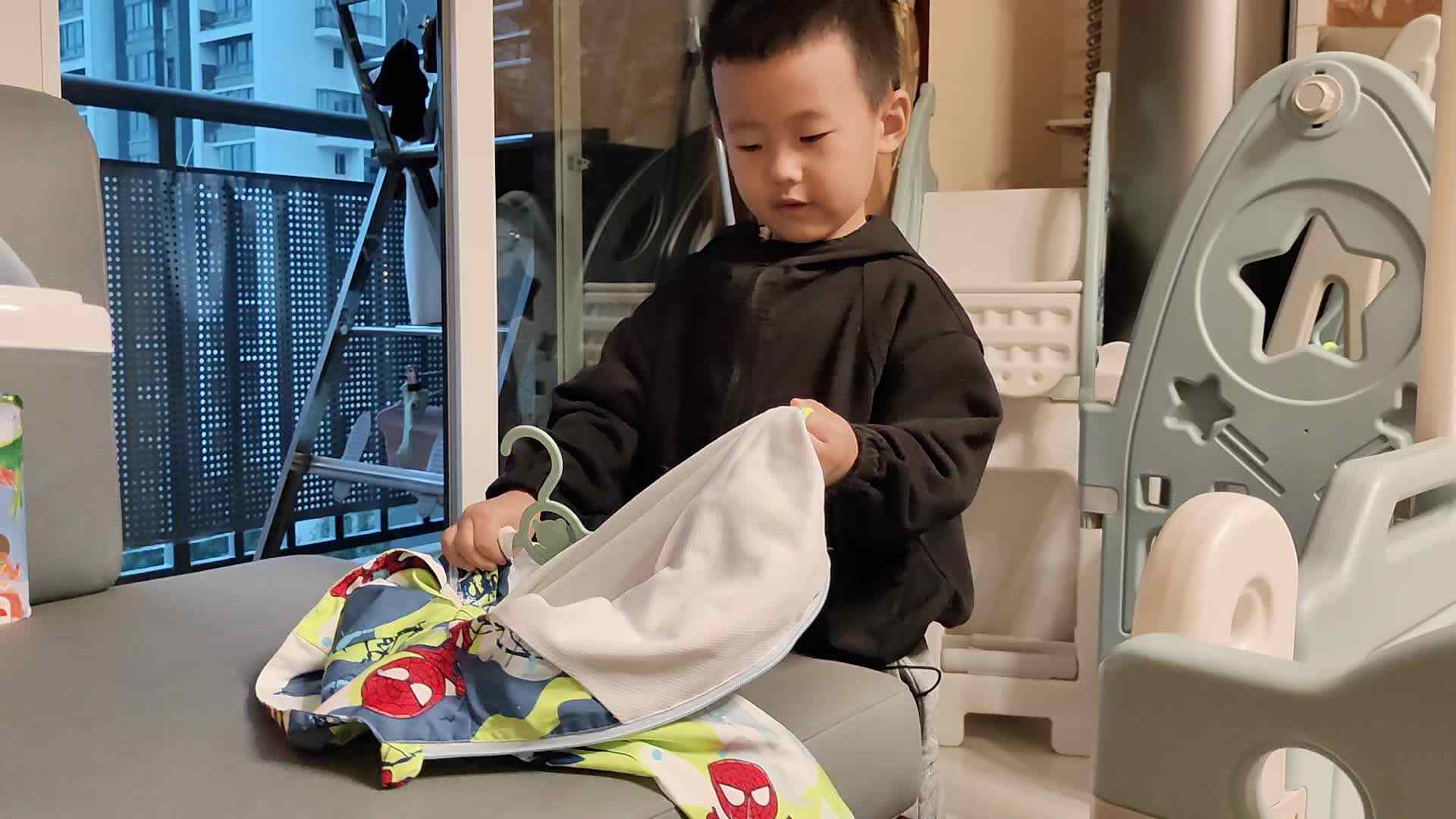 实验中班郑铭瑞