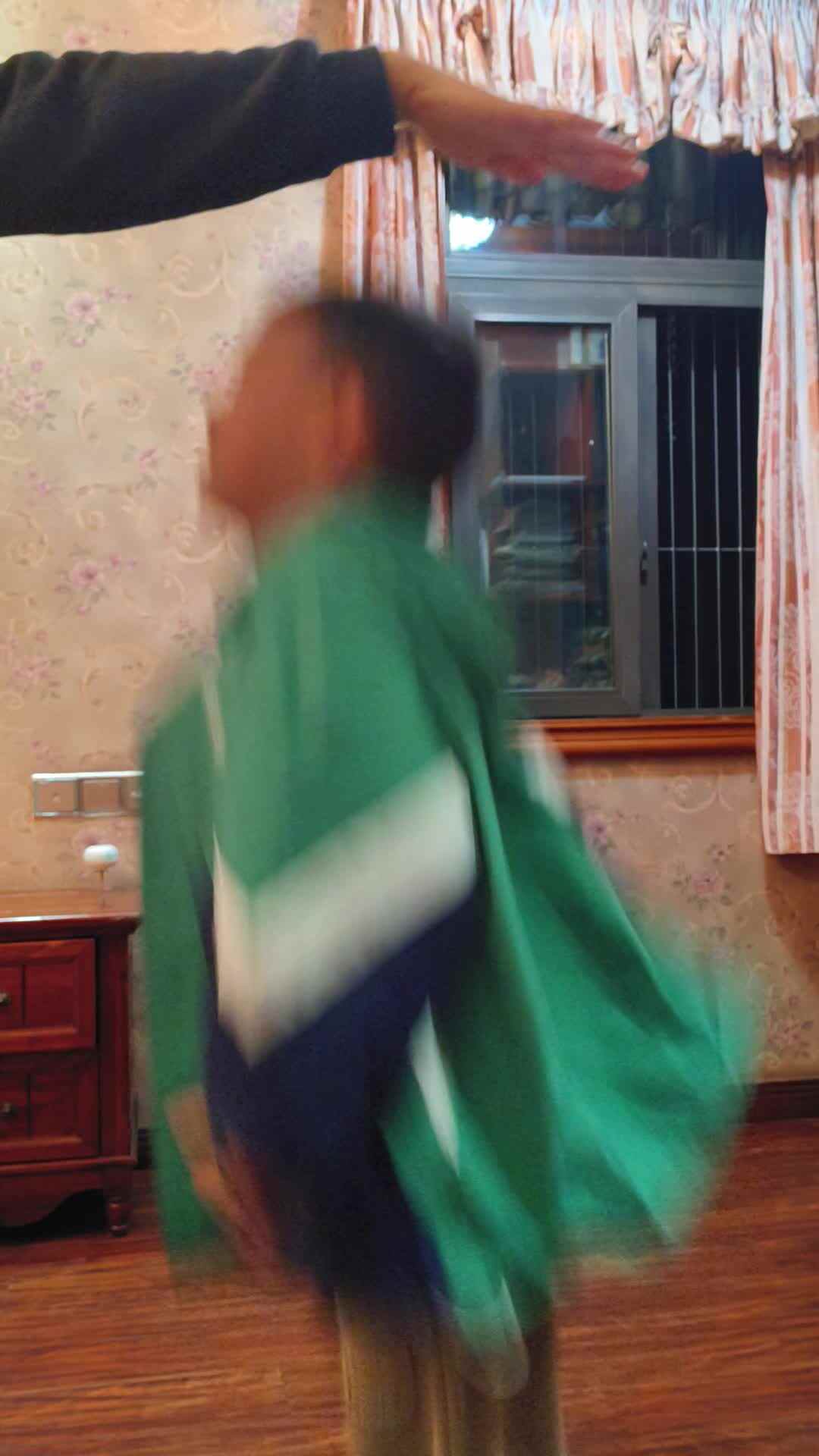 video_20241009_200812.mp4