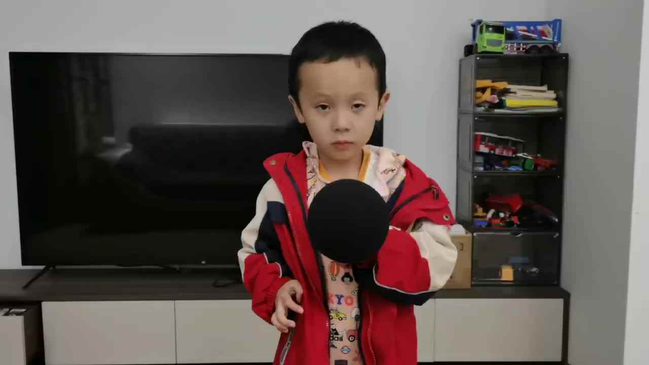 2024.10.11大B班王千与【自我介绍】