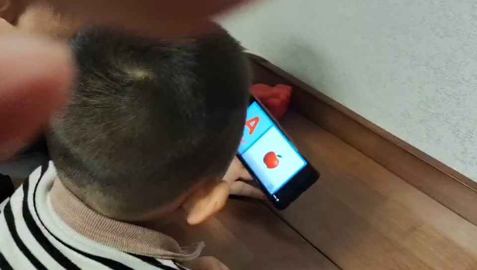 ⁣中A班2024.10.12李柯辰英文视频A.mp4