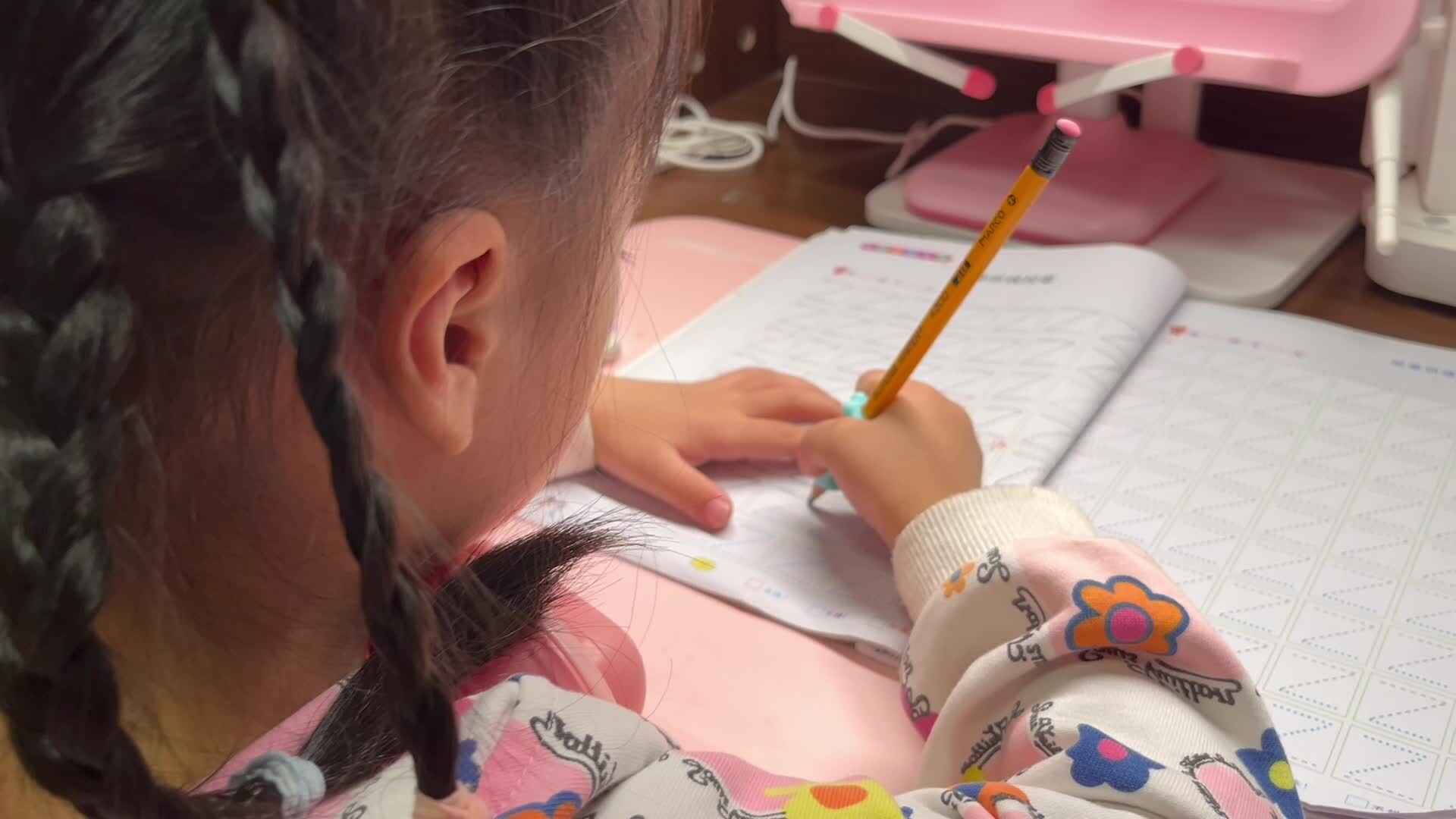 大B班李茵琪控笔练习