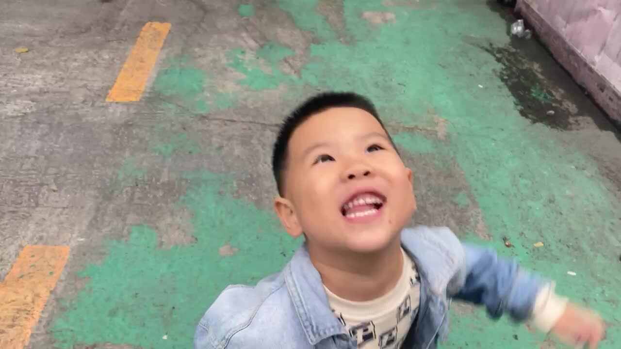 ⁣⁣⁣⁣⁣大B班吕子垚体能训练（⁣练习摸高跳）20241012.MOV