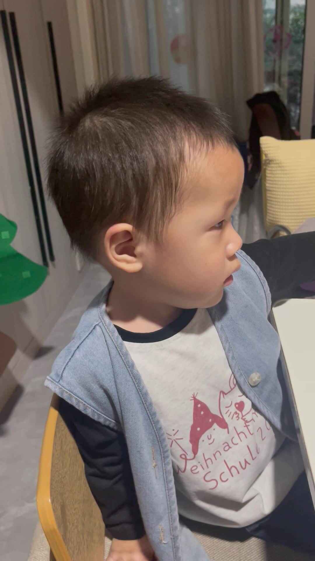 20241008实验小班刘雍洛生活