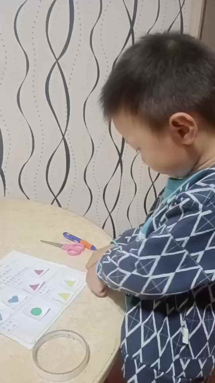 wx_camera_1728479974697.mp4