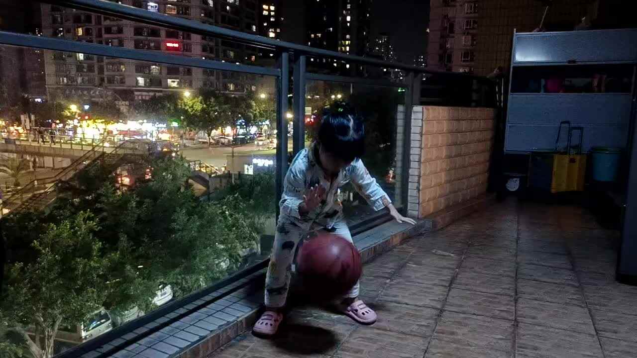 20241023大A于陈昱《拍球》.mp4