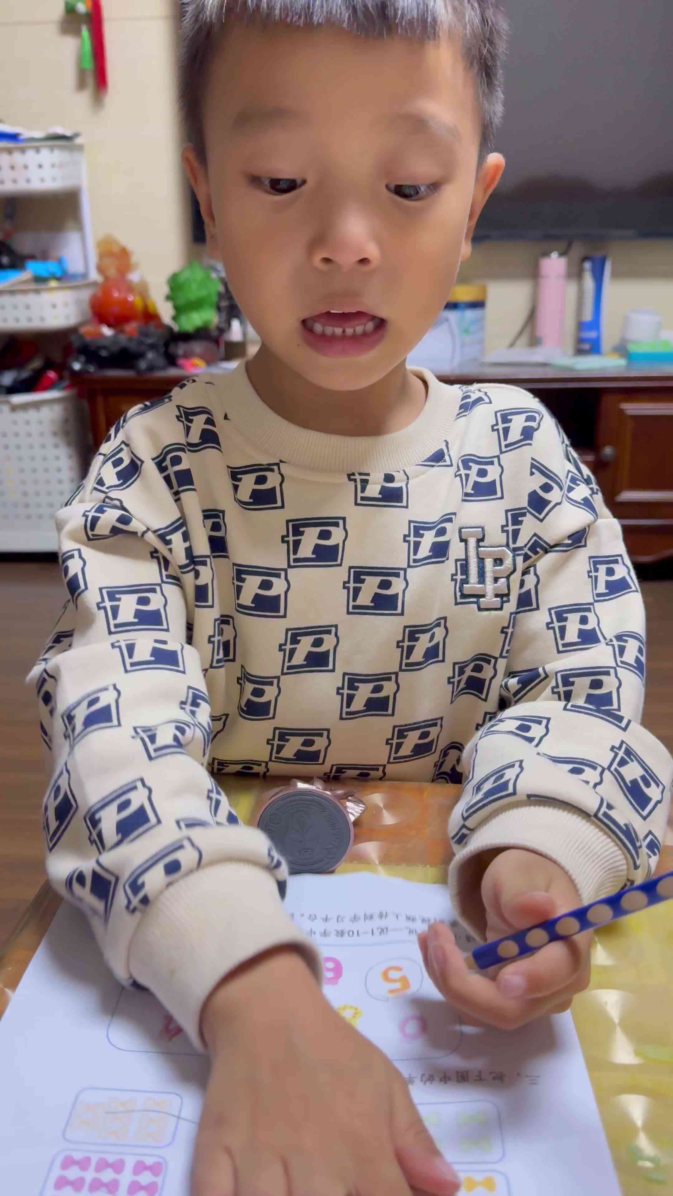 ⁣2024-10-9学前B班王崇焱说出1-10的单双数