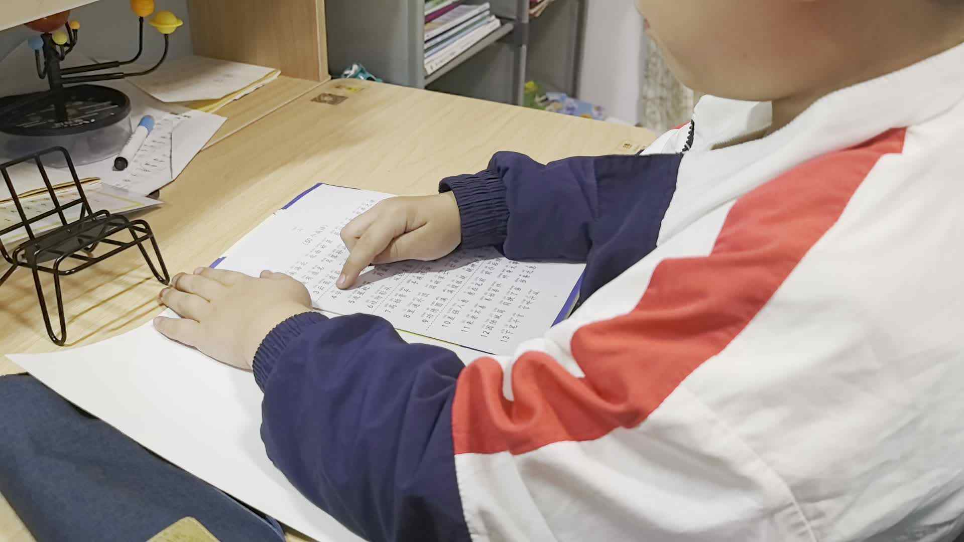 兰梓瀚成语接龙.mp4