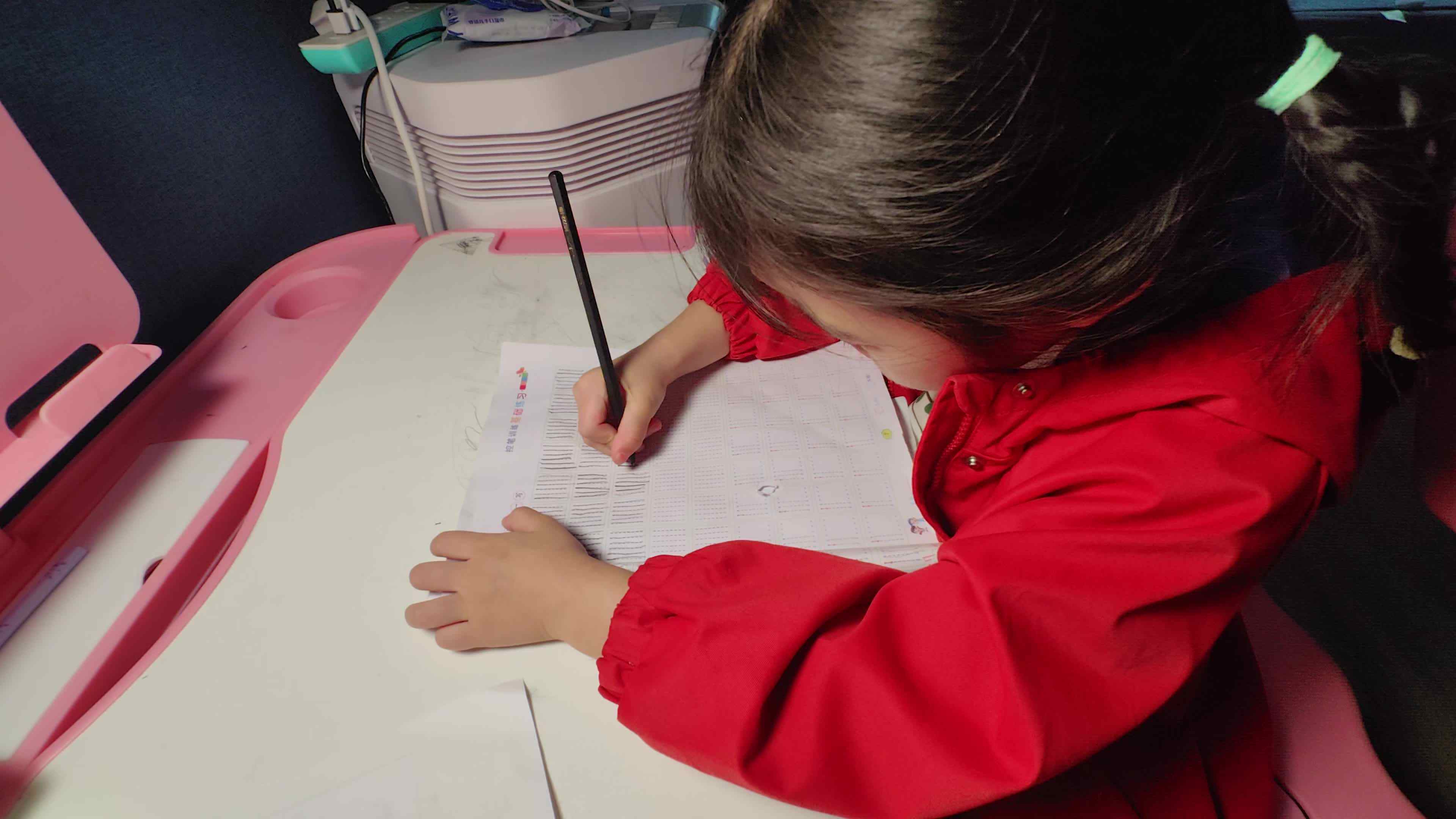 大B班  徐子伊 控笔训练