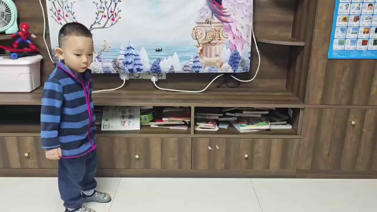 中A班2024.10.10李柯辰跳远.mp4