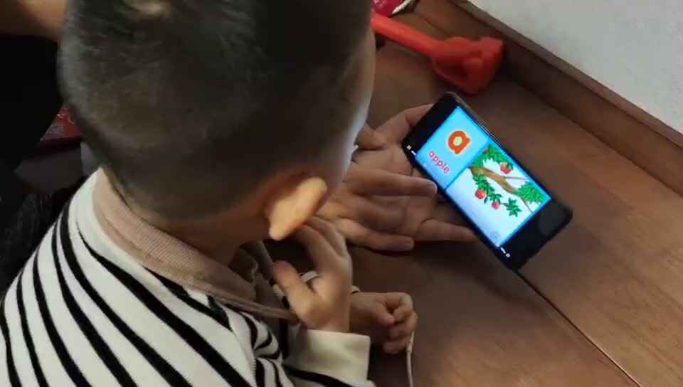 ⁣中A班2024.10.12李柯辰英文视频a.mp4.mp4