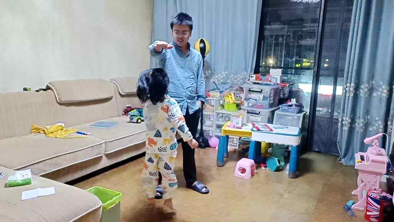 20241010大A于陈昱《摸高跳》.mp4