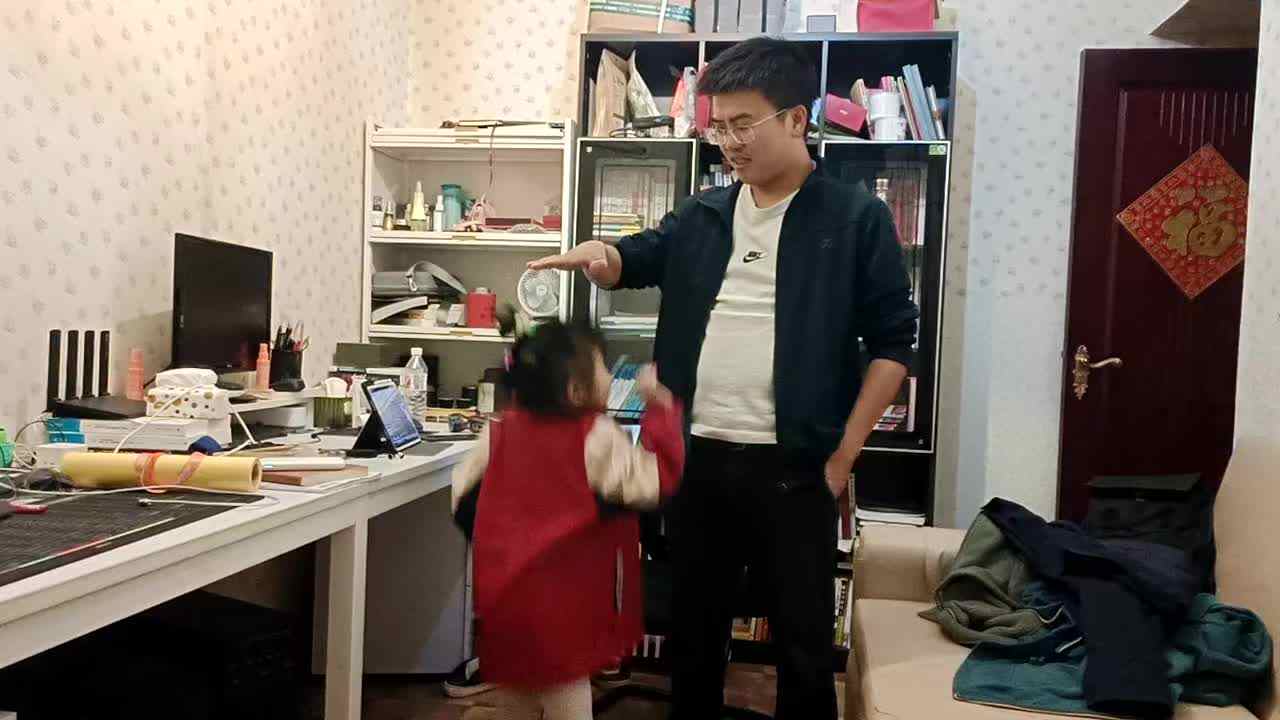 20241011大A于陈昱《摸高跳》.mp4