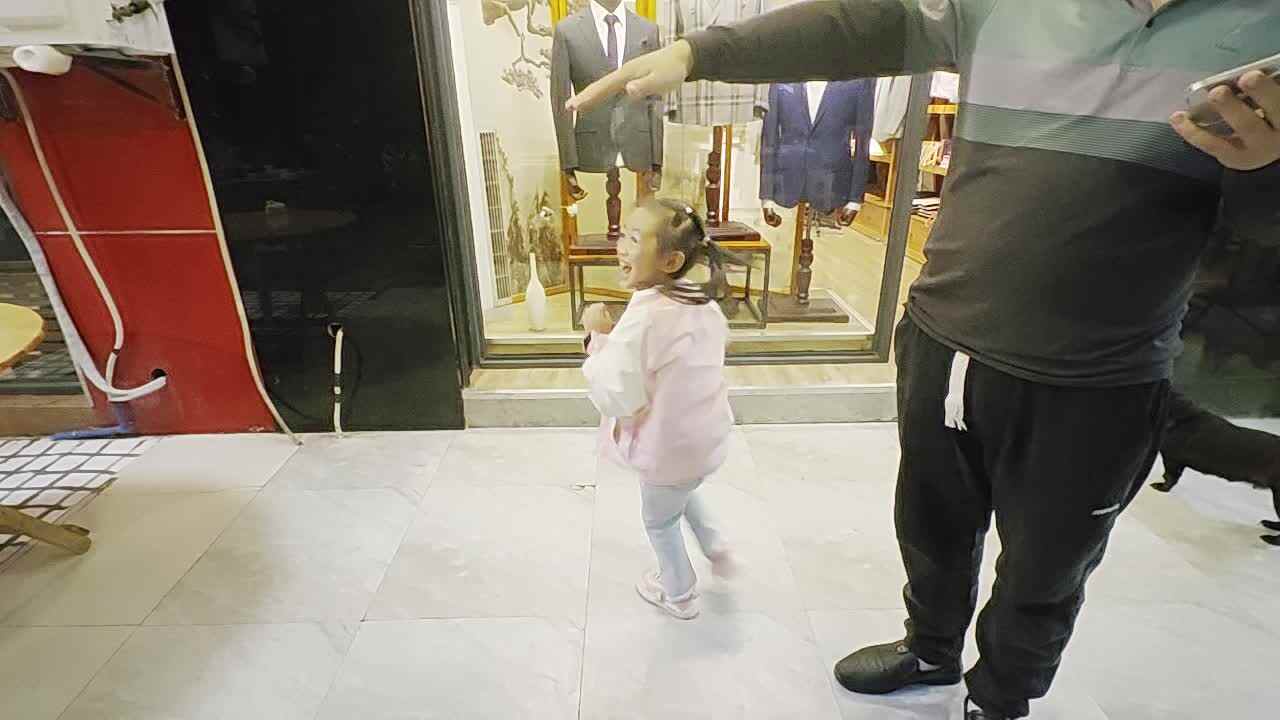 ⁣2024年10月9日大B班谭诗锜练习摸高跳