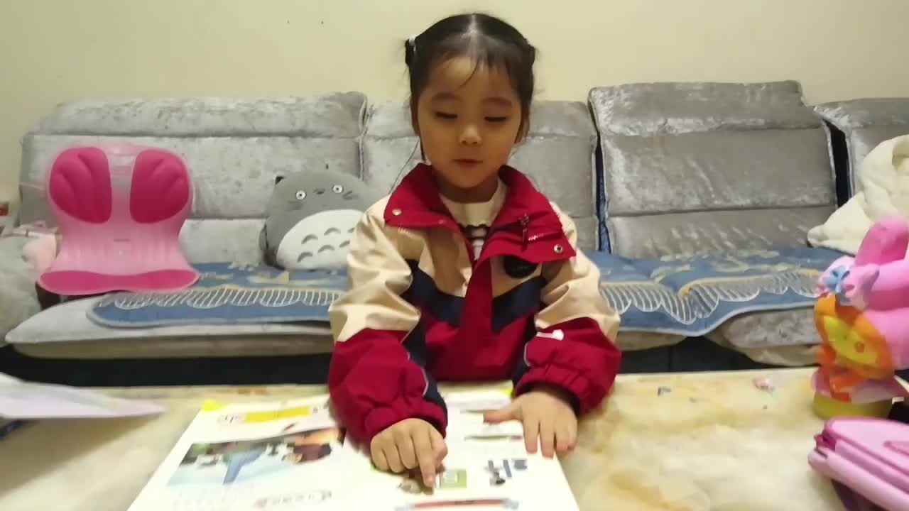 20241113学前B班任依恬指读拼音《声母sh》