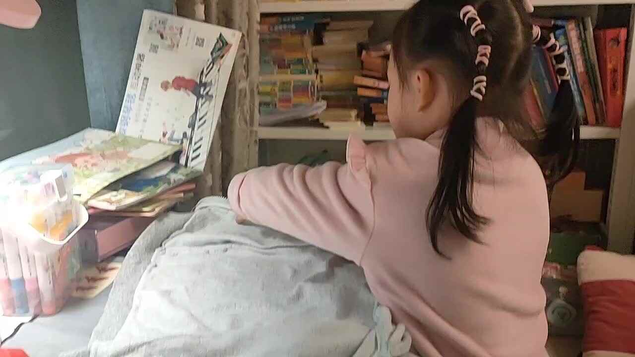 20241101陈灵兮闯关练习《我会自己叠衣服》