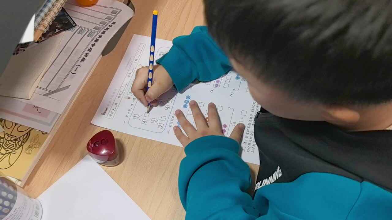 兰梓瀚数学作业单.mp4