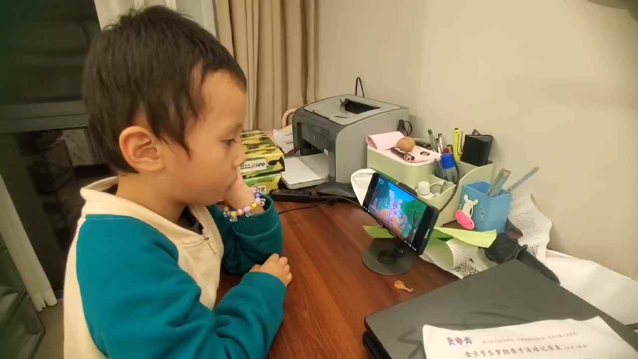 ⁣2024.11.2大B班王千与【观看英文故事】