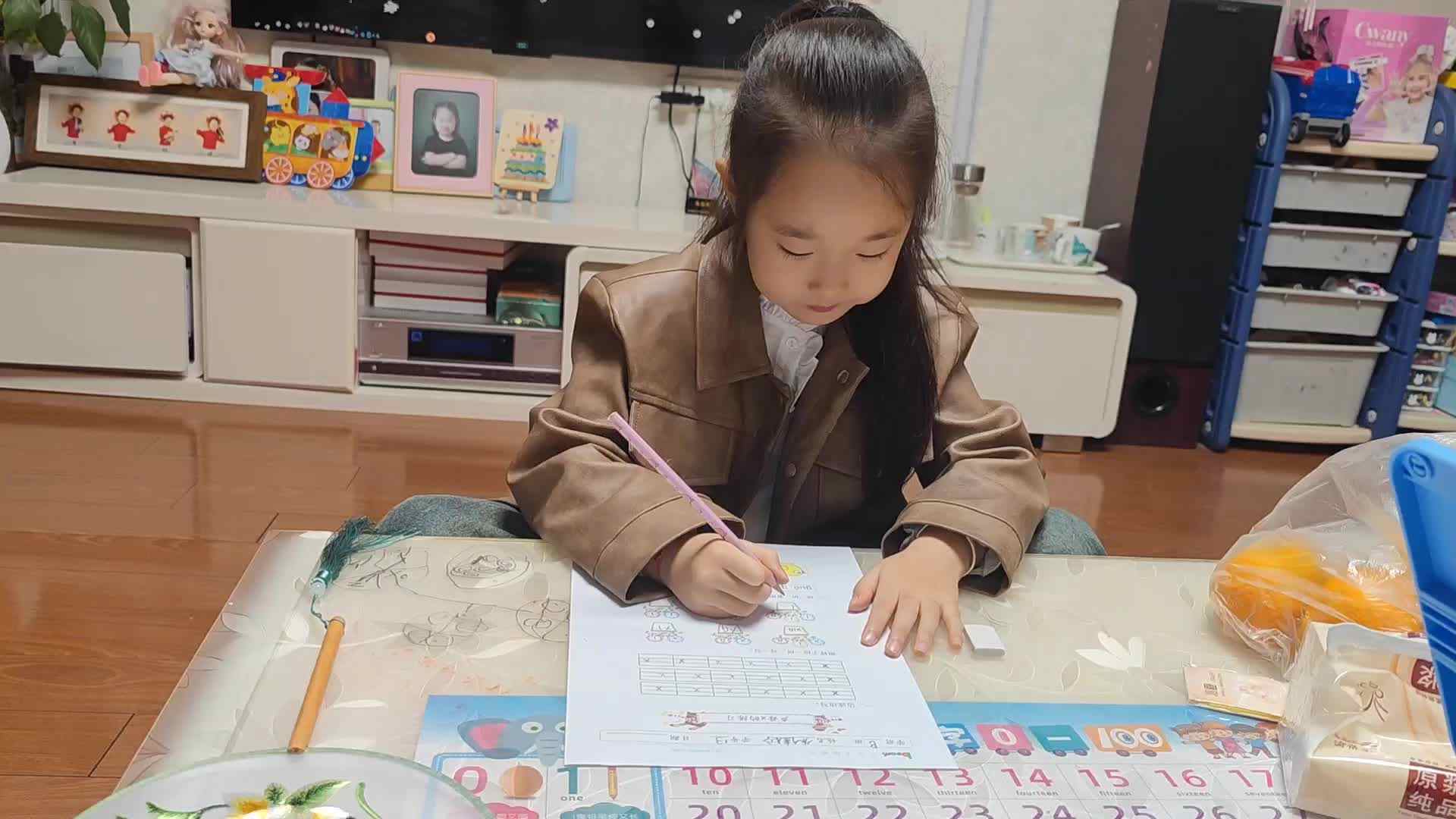 学B班朱佳柠20241105