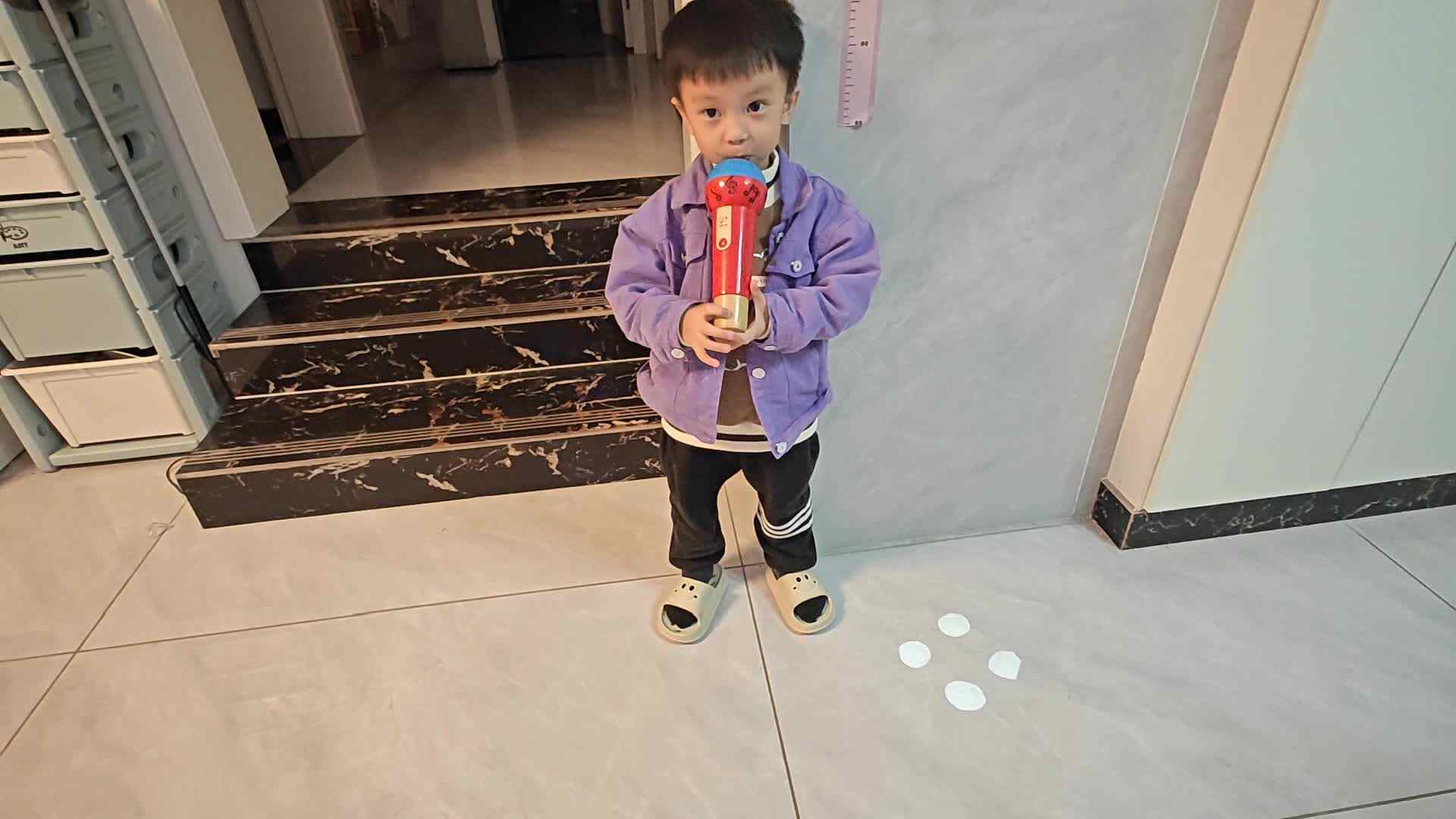 大 A 班罗振东英文歌练习.mp4