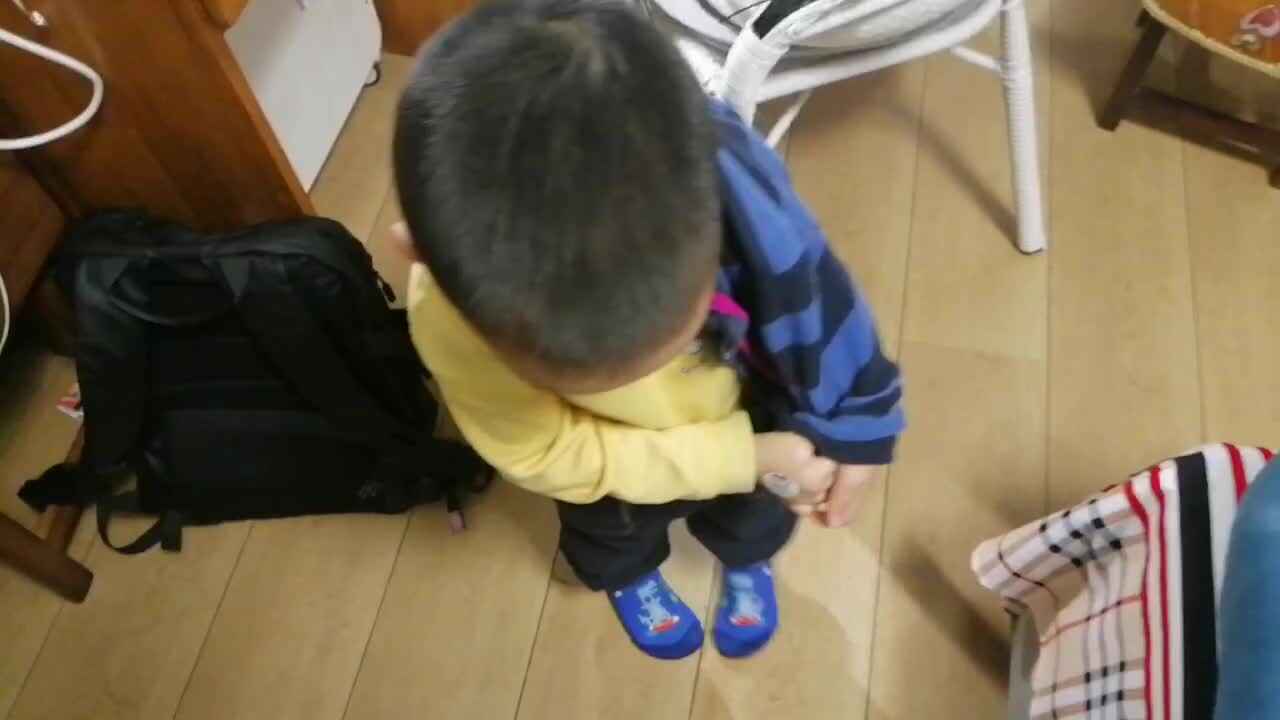 ⁣⁣⁣⁣⁣⁣⁣⁣⁣⁣⁣⁣⁣⁣⁣⁣⁣⁣⁣⁣⁣⁣⁣⁣⁣中A班2024.11.11李柯佑穿外套.mp4