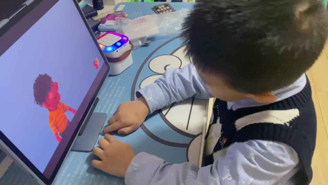 大B班吕子垚跟唱英文视频20241105.MOV