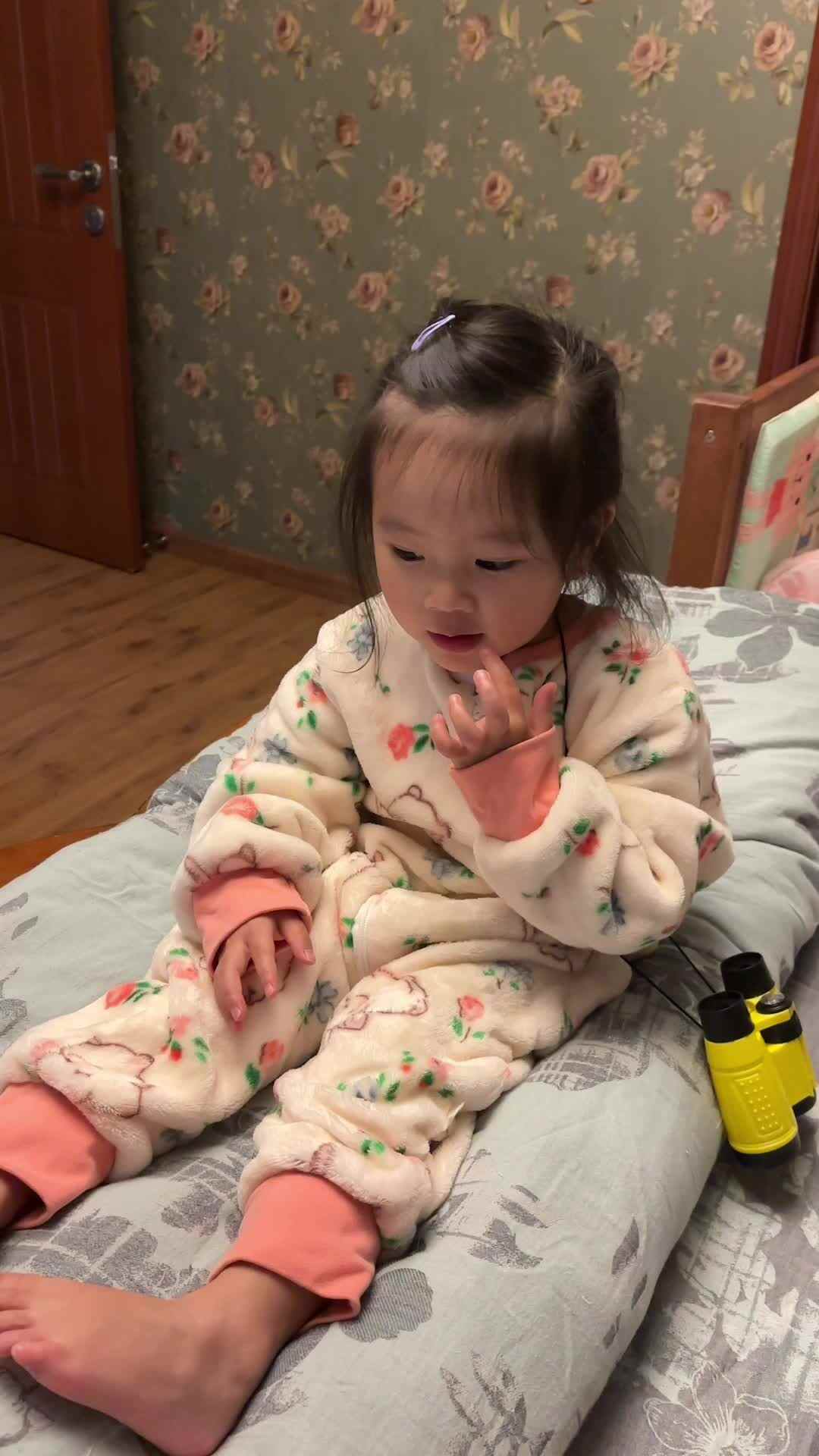 实验小班伊伊.mp4