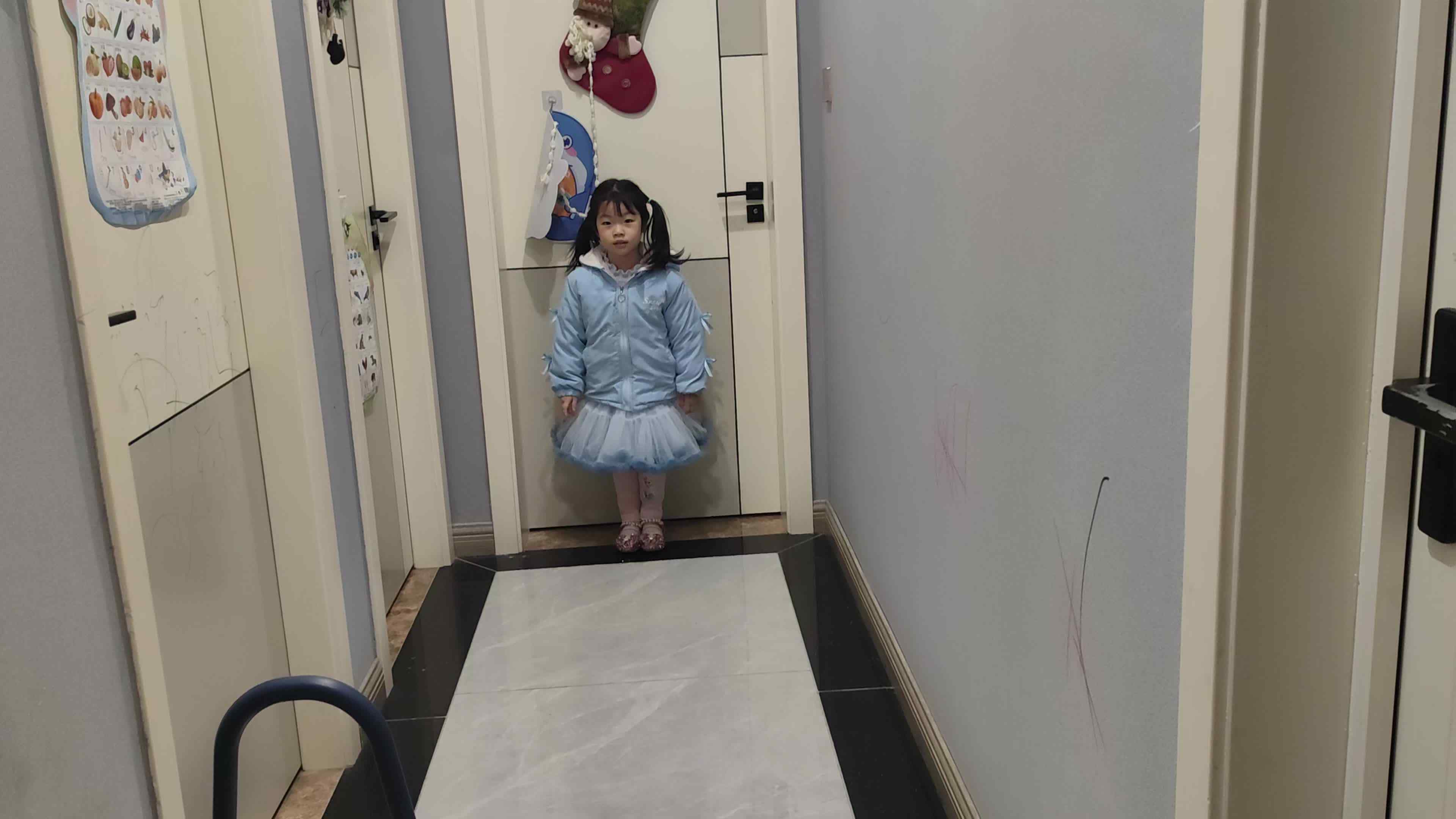 大B班 徐子伊 开合跳