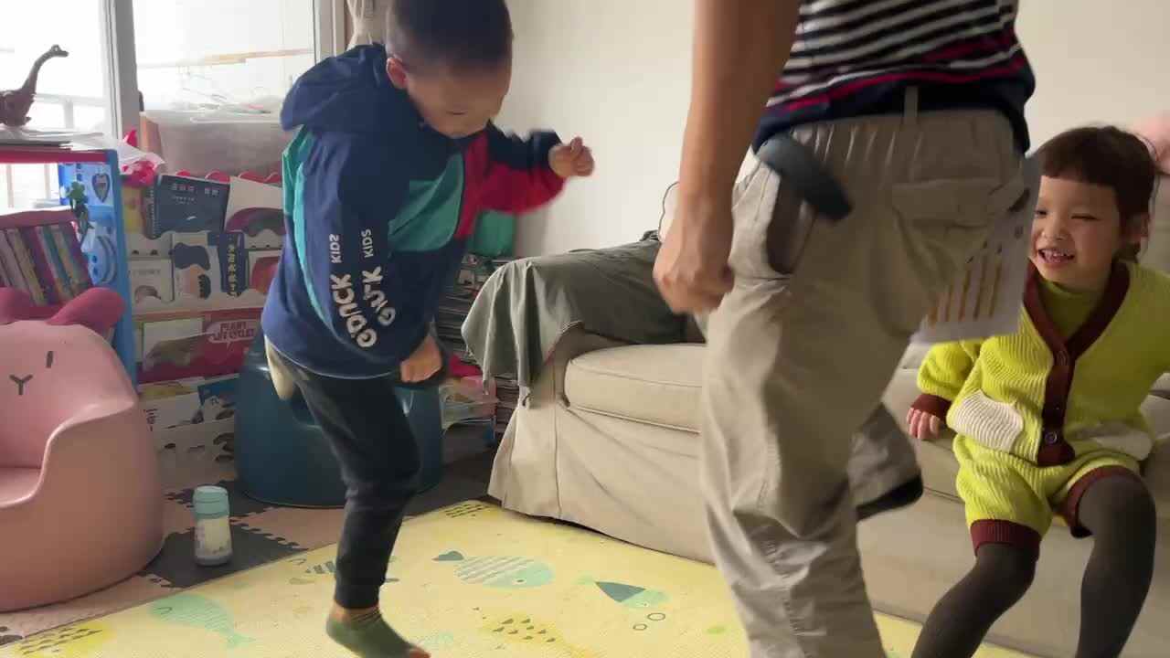 单脚连续跳