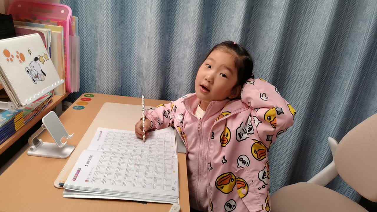 VID_20241122大B班宁汐言控笔训练